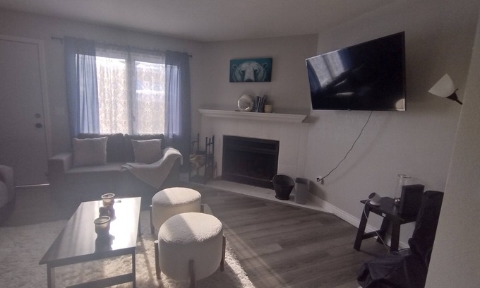 Old Seward - Oceanview Condo | Beautiful condo in south anchorage right by Turnagain Arm and hiking trails!