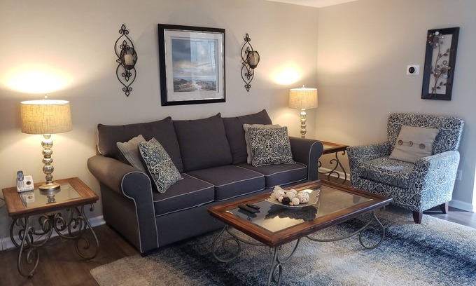 Charlotte Condo | Beautiful Condo in South Charlotte and Ballantyne Area
