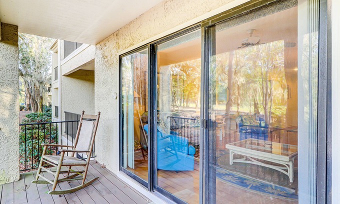 Palmetto Dunes Condo | Beautiful Condo in Fantastic Location Near Beach w/Shared Pool, WiFi, AC, W/D