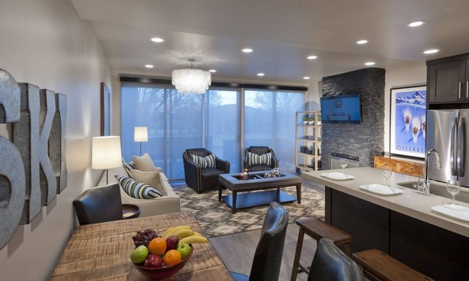 North Park City Condo | Beautiful condo near Park City Mountain, Pool, Hot Tub, overlooking 15th Fairway