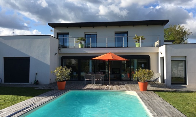 Vannes House | Beautiful contemporary house 7 minutes from the port of Vannes - 4 people max
