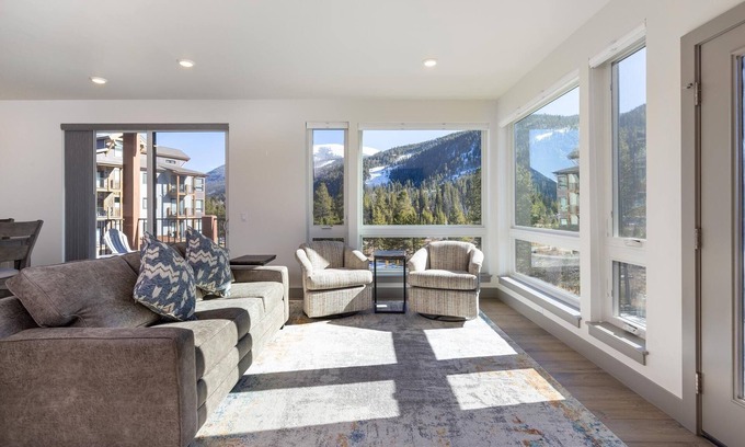 Lakeside Village Condo | Beautiful Corner Unit with Short Walk to Slopes