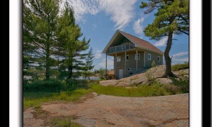 Unorganized Centre Parry Sound House | Beautiful Cottage Overlooking Georgian Bay!