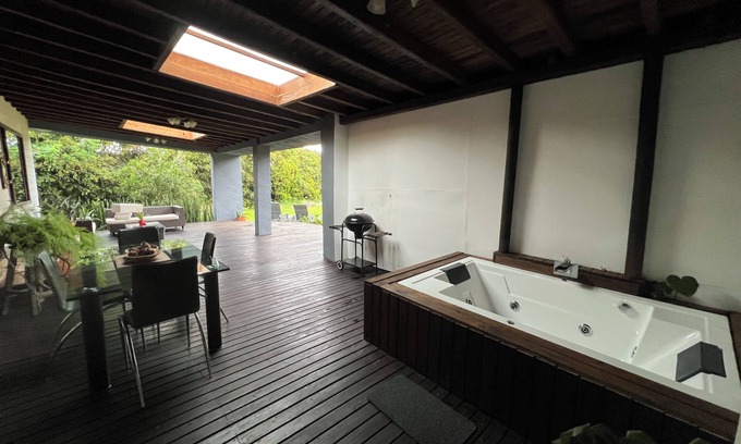 Llanogrande House | Beautiful country