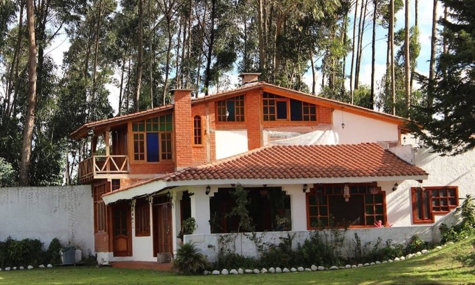 Quito Ski Chalet | BEAUTIFUL COUNTRY HOUSE NEAR COTIPAXI, PASOCHOA, INTISANA VOLCANOES