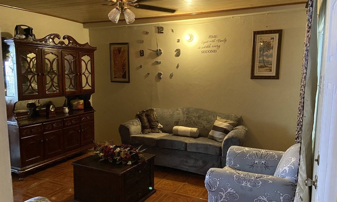 Eden Gardens House | Beautiful, Cozy and relaxing 3bedroom suites home away from home in Kingston