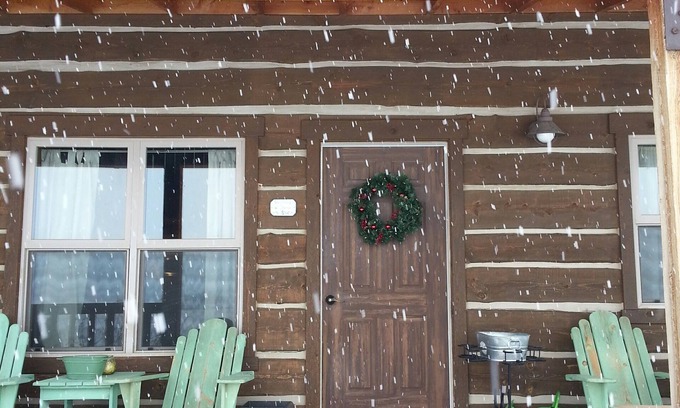 Livingston House | Beautiful Custom-Built Cabin on the Shields River