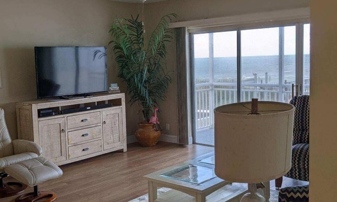 Satellite Beach Condo | Beautiful direct ocean front beach access condo