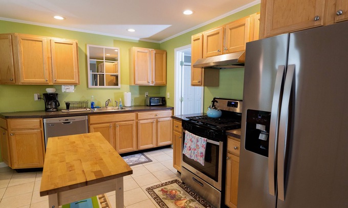 Saratoga Springs Apartment | Beautiful Downtown 3 Bedroom/2 Bath Apartment