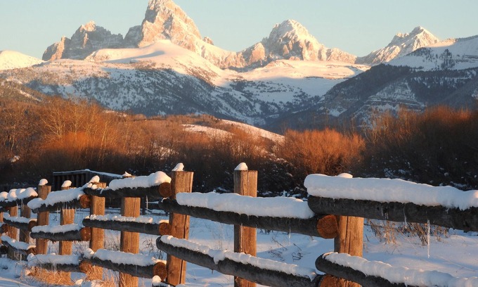 Driggs Cabin | Beautiful Driggs cabin w/spectacular Teton views near Grand Targhee Ski resort!