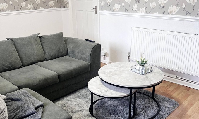 Walsall House | Beautiful entire home in West Midlands, United Kingdom