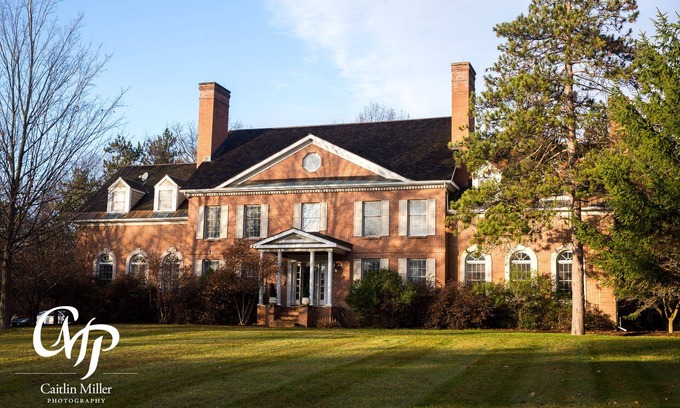 Old Chatham House | BEAUTIFUL ESTATE: POOL, POND, ARCADE, GYM, TRAILS! REDUCED RATE FOR SMALL GROUPS