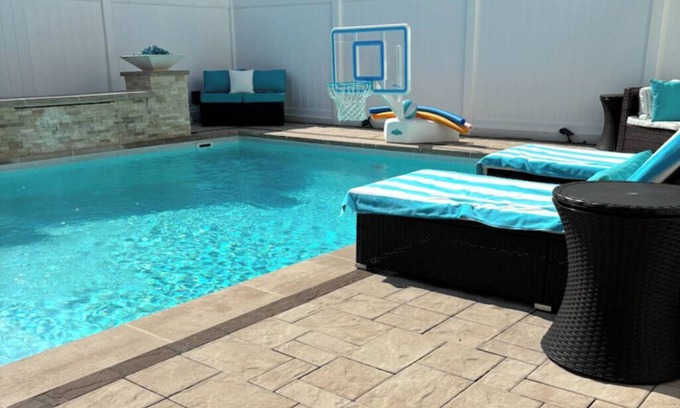 Queens Apartment | Beautiful Executive 1 bedroom Suite