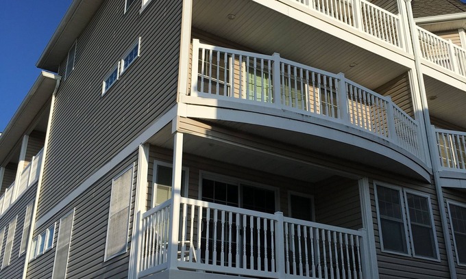Seaside Heights House | Beautiful Family Retreat - 4 Bedroom Townhouse - 1 Block To The Beach