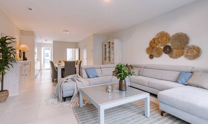 Bredene Apartment | Beautiful family home with garden