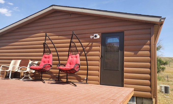 Roosevelt County House | Beautiful farm home close to hunting, fishing and hiking