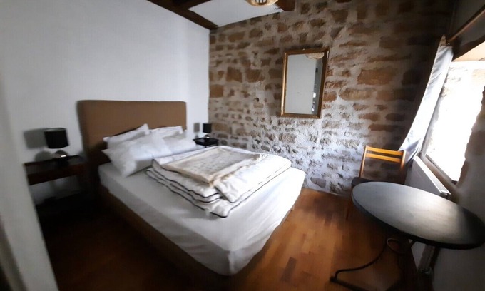 Beaumont-du-Lac House | Beautiful farmhouse sleeping 10 - lac de Vassivière