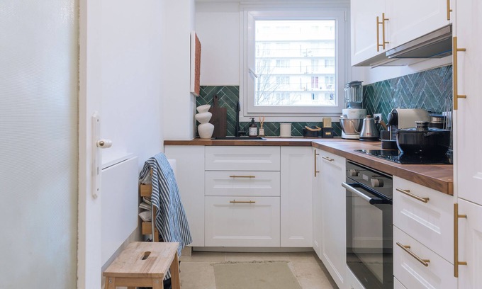 Issy-les-Moulineaux Apartment | Beautiful 1BD Apartment, Issy-les-Moulineaux!