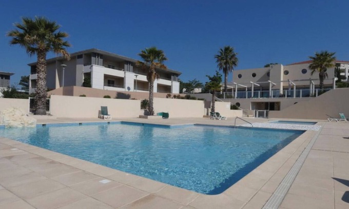 La Bouverie Apartment | Beautiful apartment near the Gulf of St-Tropez in residence with large swimming pool