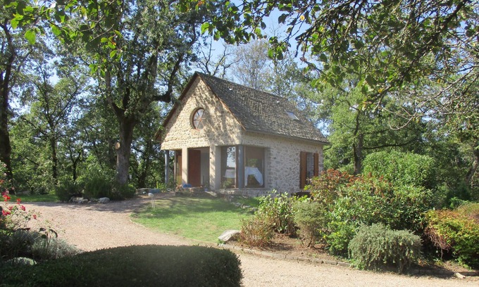 Saint-Andre-de-Najac House | Beautiful Gite with bedroom loft, new kitchen, fully equipped w/AC/heat