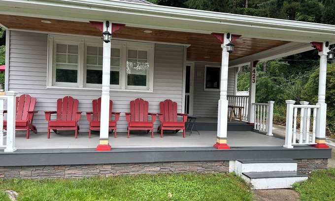 Frankfort House | Beautiful Frankfort Michigan Vacation Home