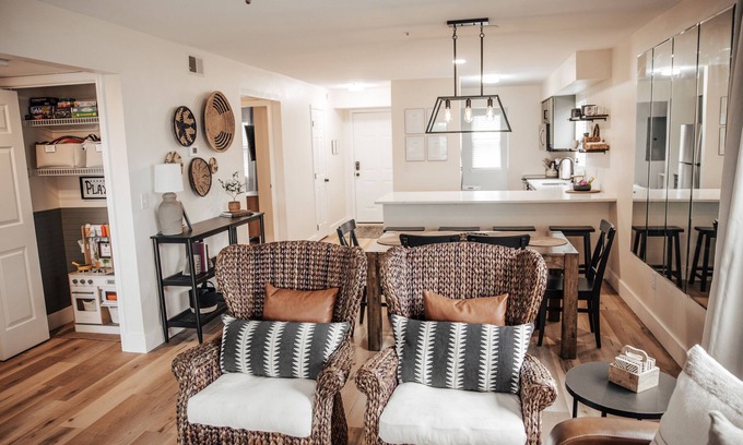 Table Rock Condo | Beautiful+Fresh 2 BR 2BA Condo w/Heated Indoor+Outdoor Pools+Golf