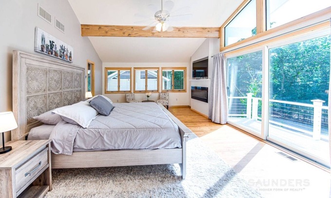 Northwest Harbor House | Beautiful, fully updated, Spacious East Hampton home minutes from town and beach