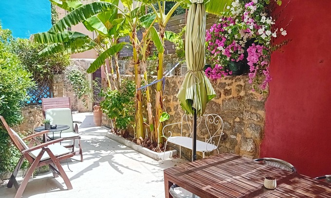 Rhodes Old Town House | Beautiful Garden, Entire Home in the Old Town