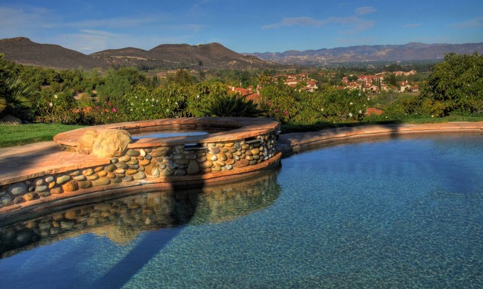 Simi Valley House | Beautiful Guest House with spectacular views of Hillside Avocado Orchards
