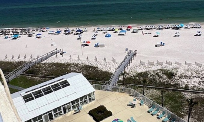 Ono Island Condo | Beautiful Gulf Front Penthouse