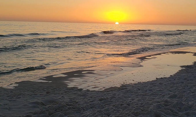 Crystal Beach Condo | Beautiful Gulf Ocean view condo, Crystal Beach, #305, sleeps 5