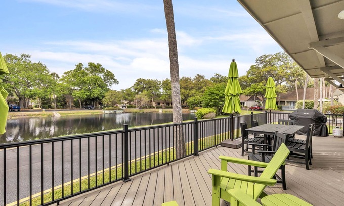 Palmetto Dunes Condo | BEAUTIFUL HILTON HEAD VILLA POND VIEWS, GOLF, POOL & BEACH ACCESS HILTON HEAD