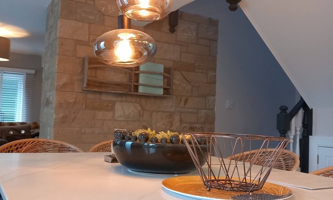 Callander Cottage | Beautiful Historic Cottage in the heart of Callander