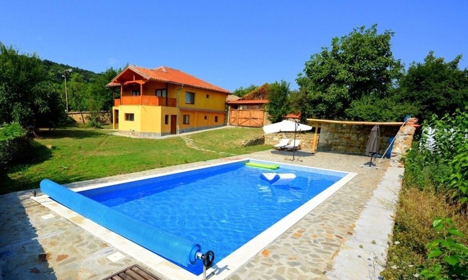 Merdanya Villa | Beautiful holiday home In idyllic Bulgaria