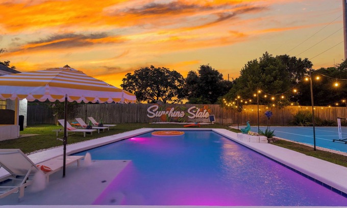 Treasure Cove House | Beautiful home- pickle ball, pool, fire pit, game room, & basketball