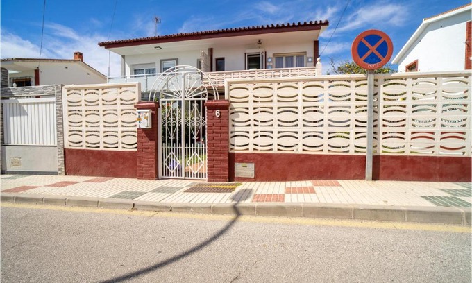 Torre de Benagalbon House | Beautiful Home In Torre De Benagalbón