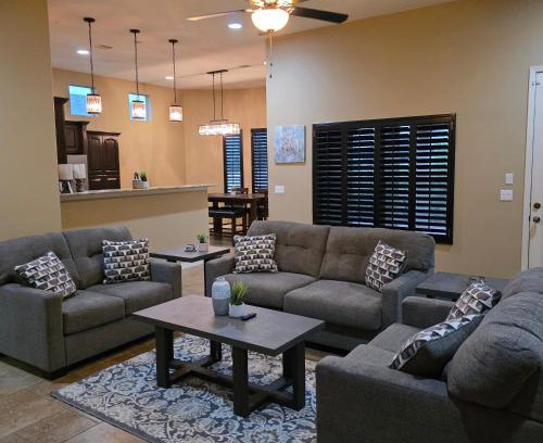 Santa Teresa House | Beautiful Home For Large Family!
