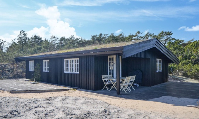 Anholt House | Beautiful home in Anholt with WiFi