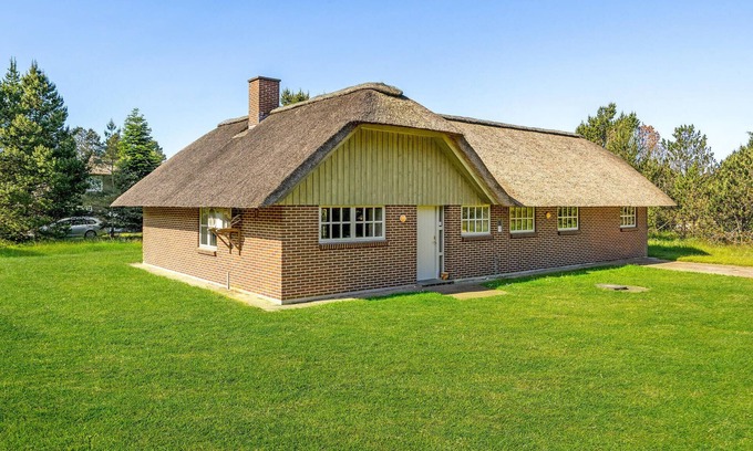 Blavand House | Beautiful home in Blåvand with sauna