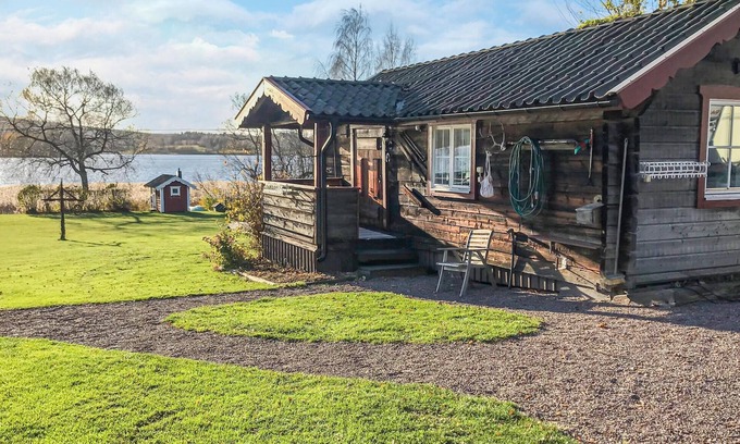 Falun House | Beautiful home in Botolfsbo with sauna