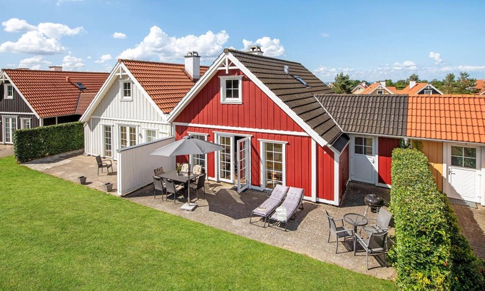 Middelfart House | Beautiful home in Brenderup Fyn