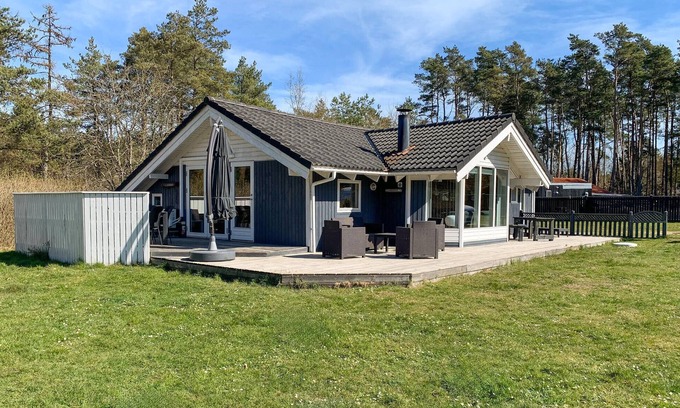 Øksenmølle House | Beautiful home in Ebeltoft with WiFi