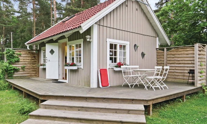 Farjestaden House | Beautiful home in Färjestaden with WiFi