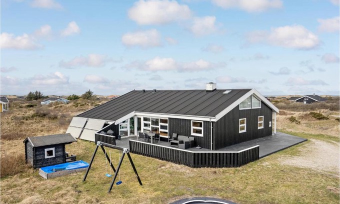 Hjørring House | Beautiful Home In Hjørring With Sauna