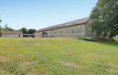 Monthenault House | Beautiful Home In Monthenault With Wifi