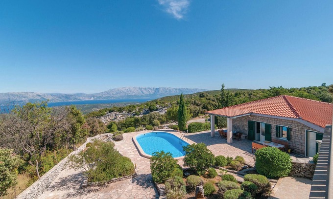 Praznica House | Beautiful home in Praznica