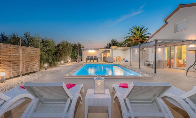 Pula House | Beautiful home in Pula