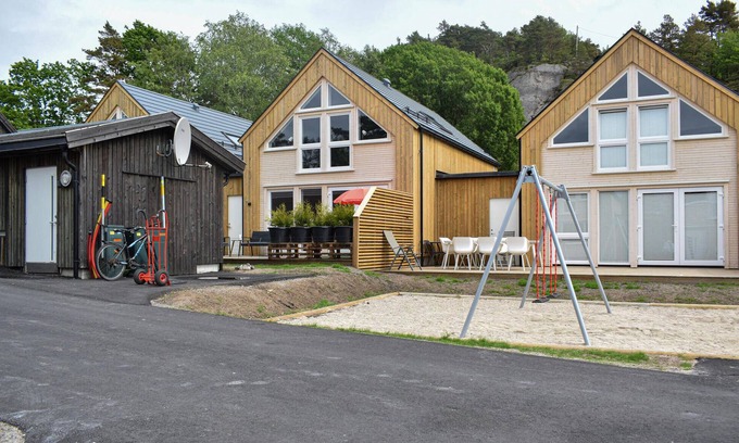 Ny Hellesund House | Beautiful home in Søgne with WiFi