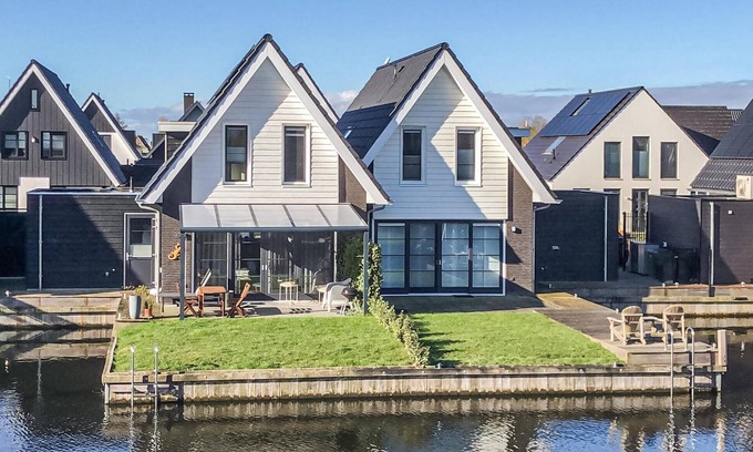 Stavoren House | Beautiful home in Stavoren