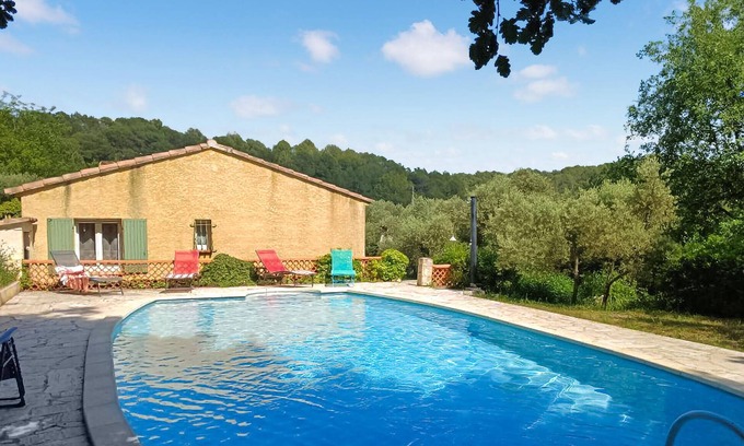Varages House | Beautiful home in Varages with WiFi